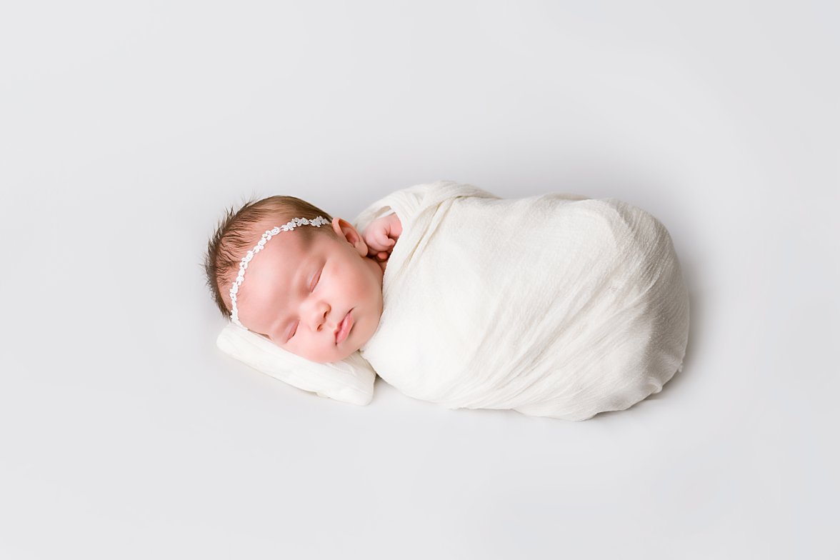 baby girl in white | dayton baby photographer | melissa sheridan photography