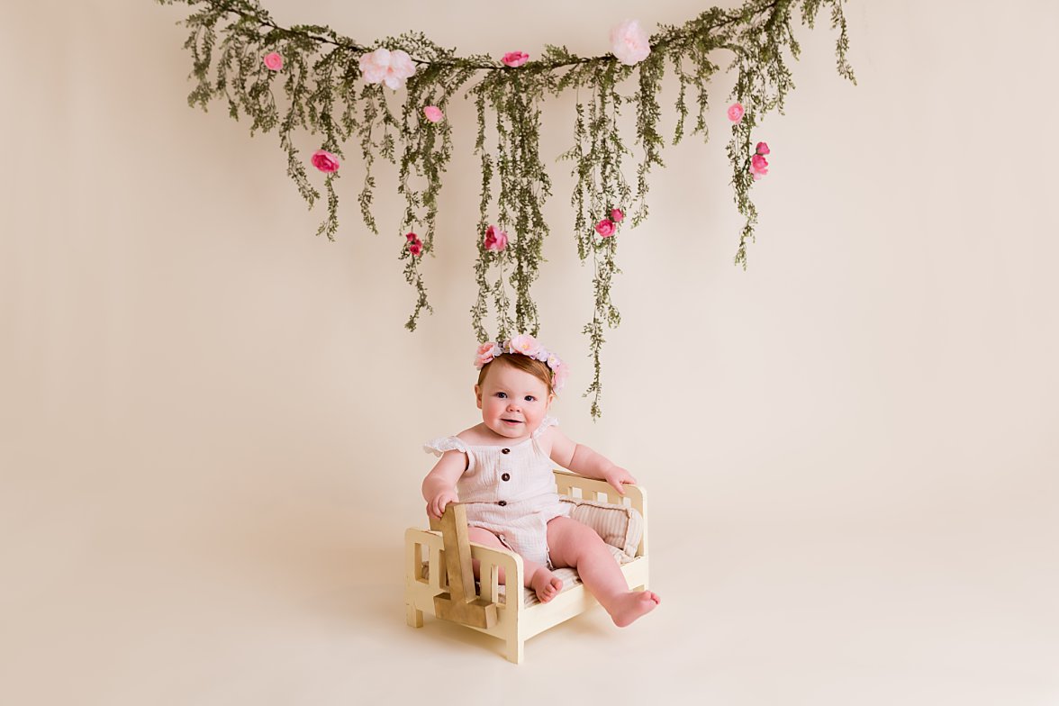 little girl first birthday photos in photo studio | Dayton First Birthday Photographer