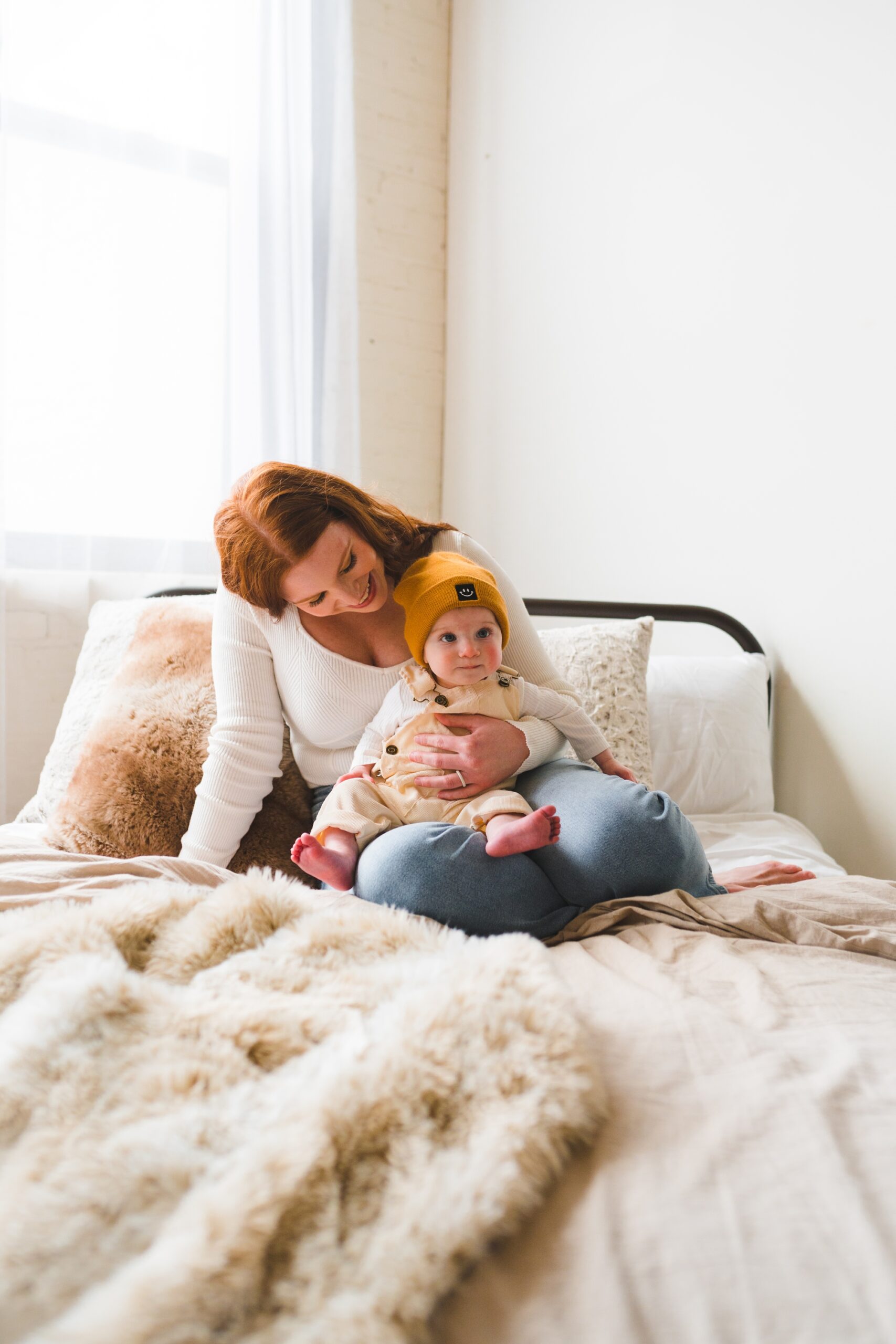 mom and baby on a bed | Montgomery Alabama Family Lifestyle Photographer 